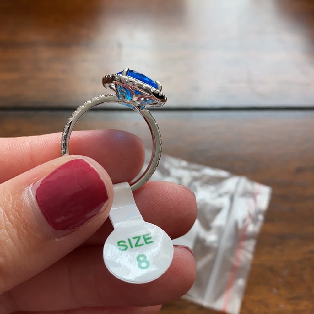 Ring - Picture 2 of 7